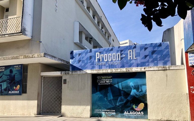 Dificuldade para trocar produtos com defeitos ou vícios ocultos, cobranças indevidas, propaganda enganosa são algumas das situações que o consumidor deve acionar o Procon