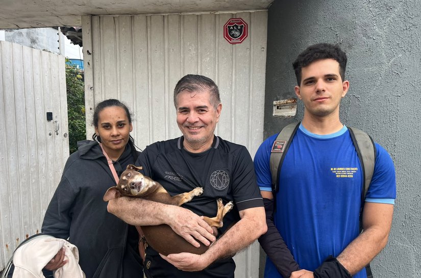 Final feliz em Arapiraca: cachorro amputado é devolvido por casal após mal entendido