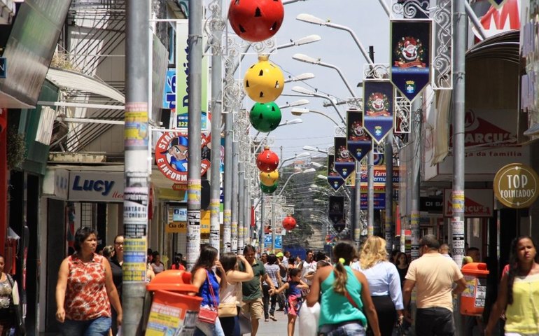 Natal 2021 tem alta de 10% nas vendas ante 2020, mas abaixo de 2019