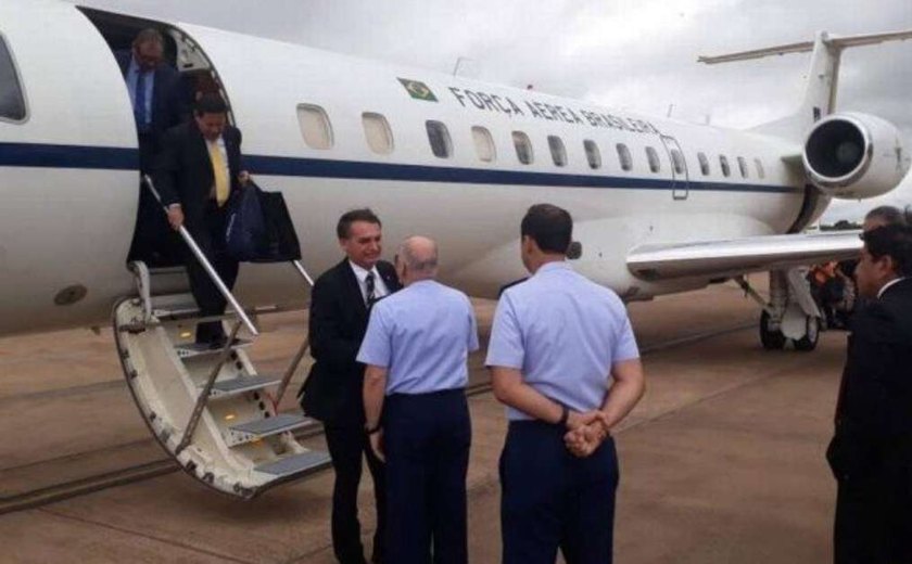 Bolsonaro: Avião precisou arremeter por baixa visibilidade causada por queimadas