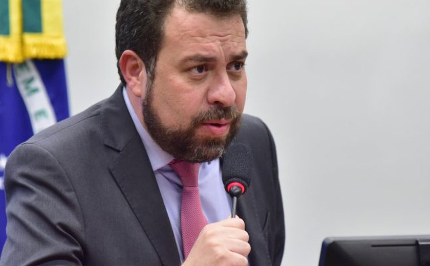 Em sabatina de Marçal, Boulos diz que não se arrepende de nada do que fez na vida