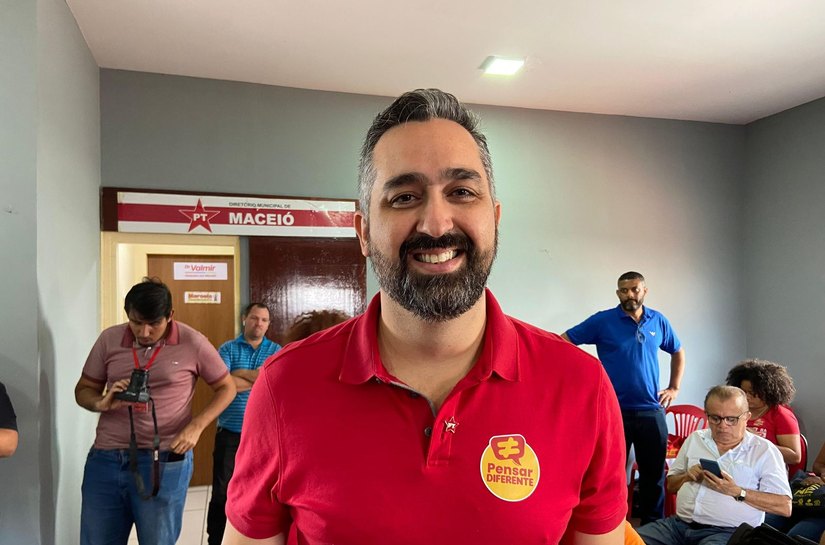 União e resistência: Basile Christopoulos defende projeto progressista para Maceió em convenção