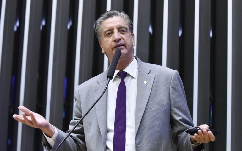 Projeto inclui no Programa Nacional de Imunizações a vacina contra meningite tipo B