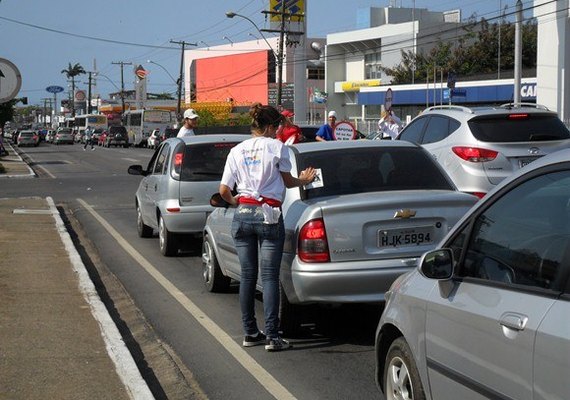 Sesau realiza campanha educativa sobre trânsito em Arapiraca