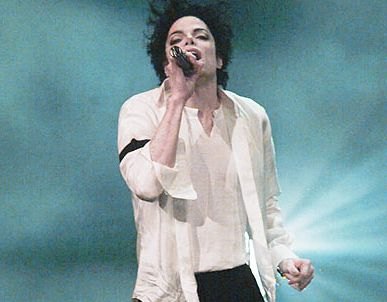 Michael Jackson morre aos 50 anos