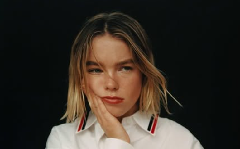 Milly Alcock: conheça a atriz que dará vida à Supergirl nos cinemas em 2026