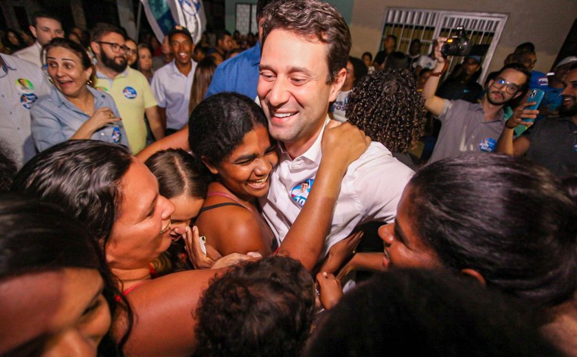 Candidato a deputado federal, Daniel Barbosa volta ao Litoral Norte para apresentar propostas para a região