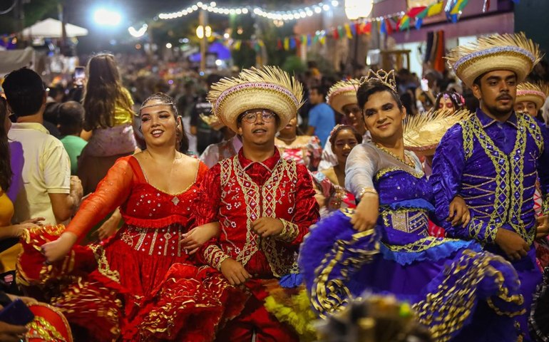 Dez quadrilhas juninas do Agreste e Sertão se apresentam em Gravatá no próximo domingo (13)