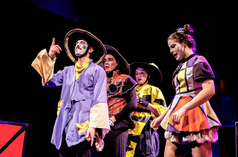 Festival “Era uma vez... Eram duas, eram três” vai promover 36 espetáculos gratuitos em Curitiba e Paranaguá