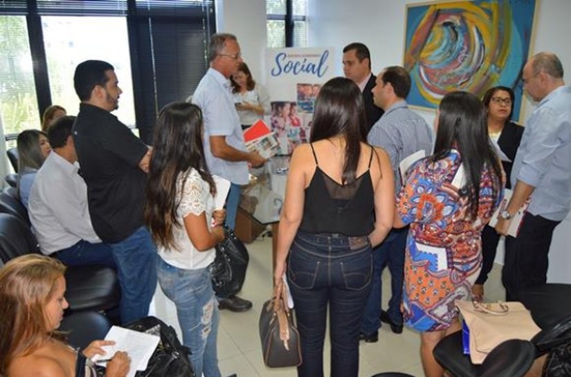 Prefeitos recebem dados atualizados e informações sobre programas sociais