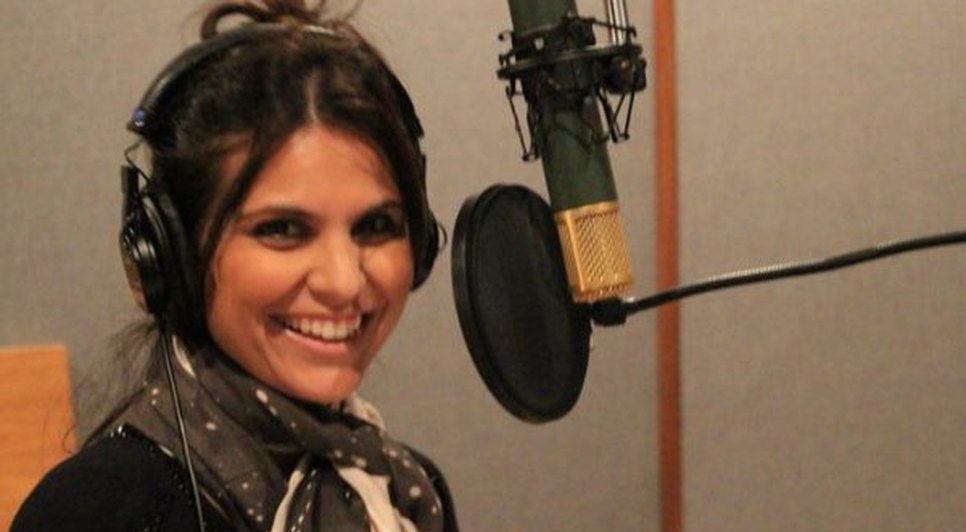 Aline Barros em estúdio - Foto: Divulgação