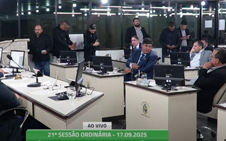 Câmara de Palmeira dos Índios muda horário de sessões para atender vereadores que estudam à noite