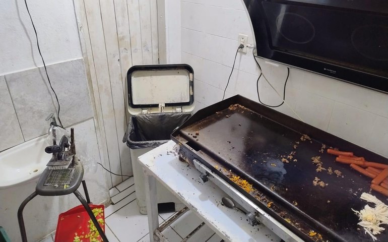 Vigilância Sanitária interdita passaporte no Feitosa