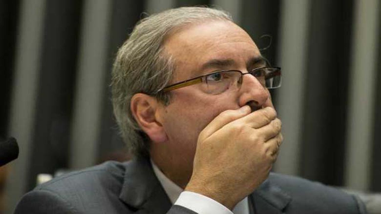 Por 4 votos a 2, Tribunal Eleitoral de SP aprova candidatura de Cunha