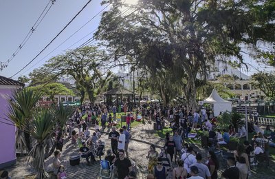 Cidade paradisíaca do litoral paranaense recebe megafestival de blues