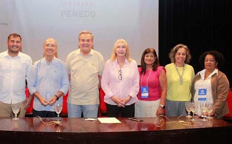 Alinhamento de políticas públicas para o desenvolvimento social é apresentado em Penedo