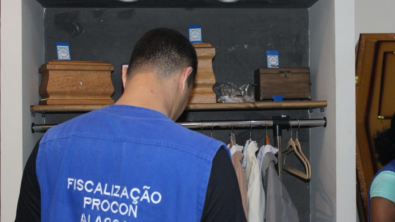 Procon Alagoas divulga pesquisa de preços para o Dia de Finados