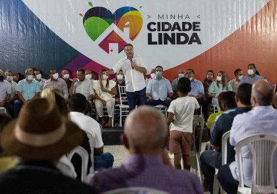 Renan Filho entrega obras e anuncia mais investimentos para senador Rui Palmeira e Carneiros