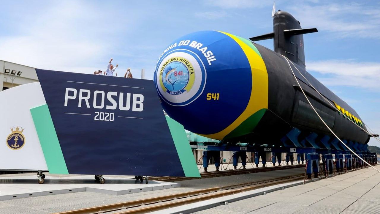 Submarino Humaitá começa primeiro deslocamento internacional apesar das tensões diplomáticas entre Argentina e Brasil