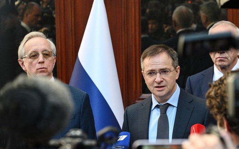 Chefe da delegação russa explica os objetivos das negociações russo-ucranianas em Istambul