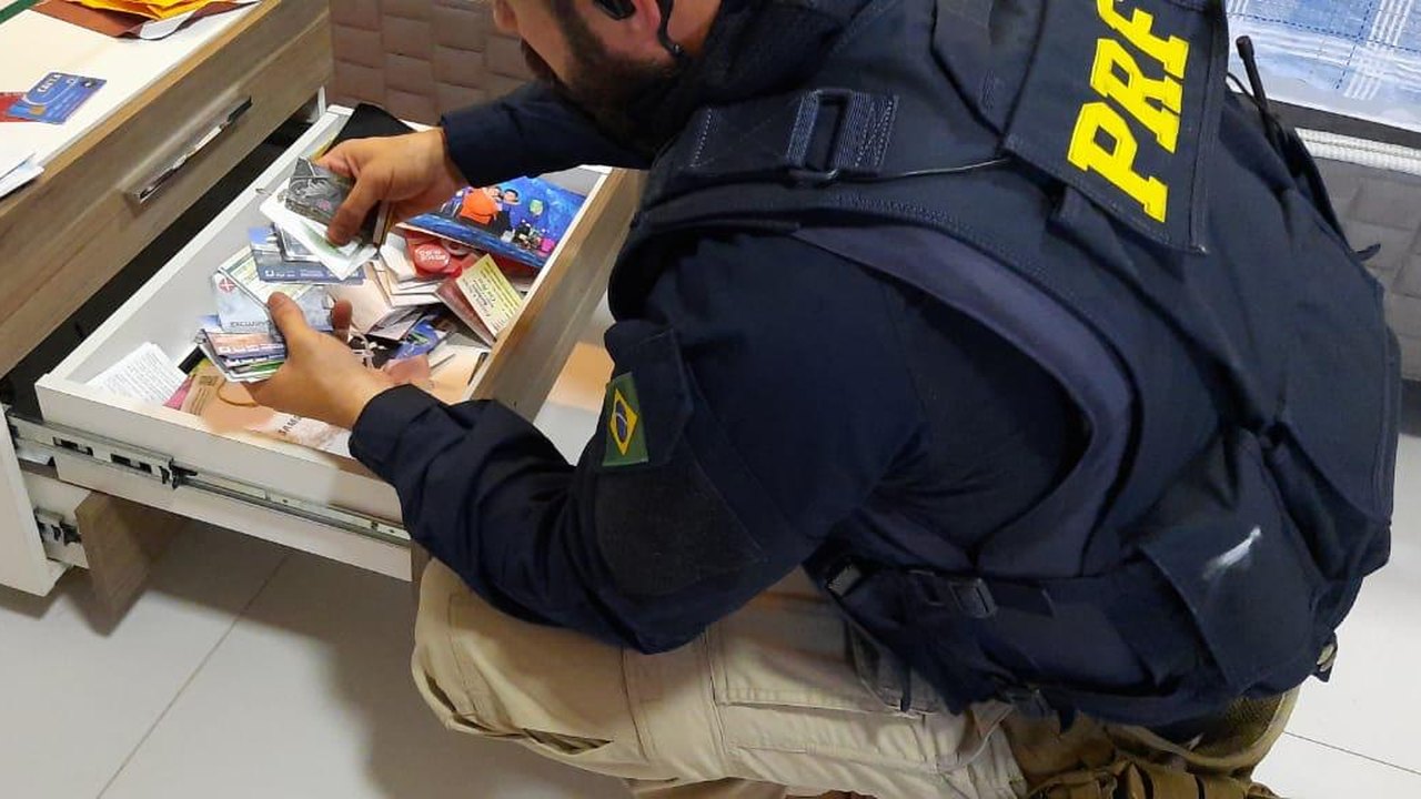 Gambito da rainha: Gaesf faz operação contra acusados de causar prejuízo de R$ 30 milhões aos cofres públicos de Alagoas