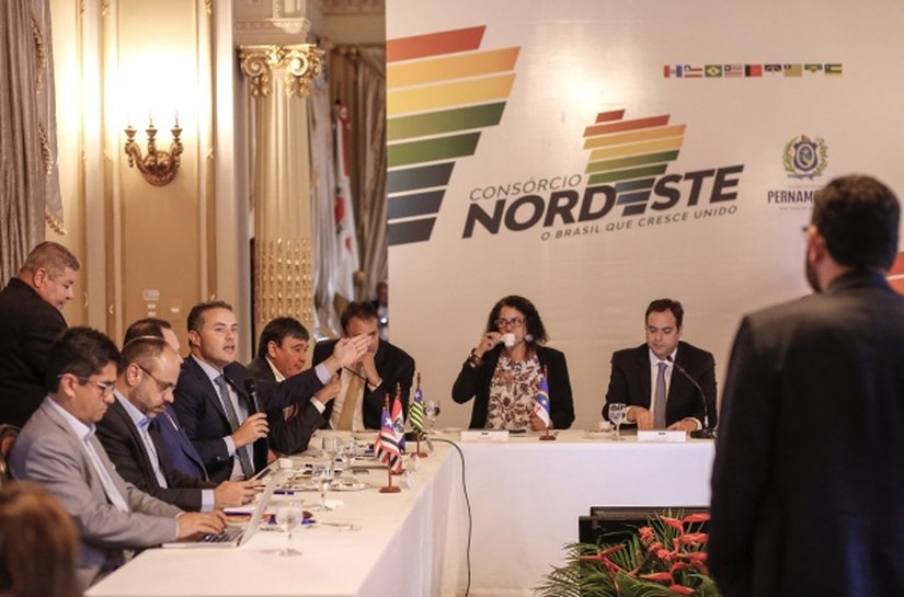 Missão na Europa é fundamental para captação de novos negócios, diz Renan Filho