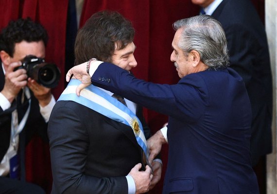 Javier Milei toma posse como novo presidente da Argentina