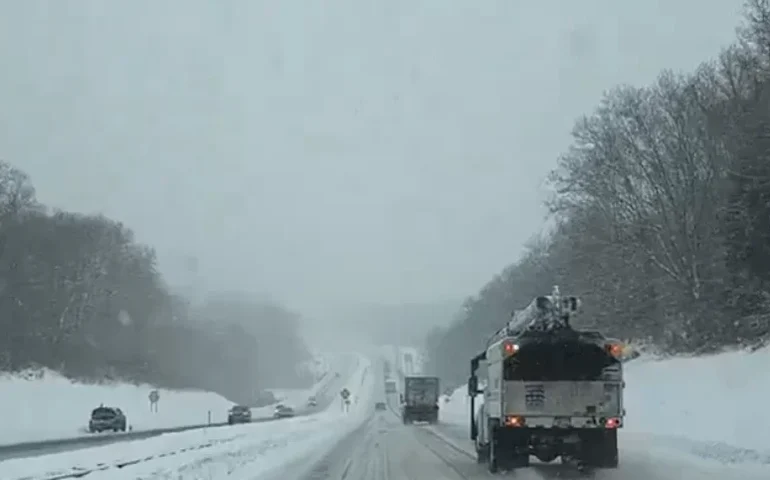Neve sobre neve: Sudeste de Connecticut enfrenta 'condições horríveis' após novo temporal