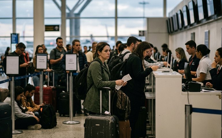 O que fazer e a quem procurar caso tenha perdido o voo por conta da pane nos aeroportos de SP?