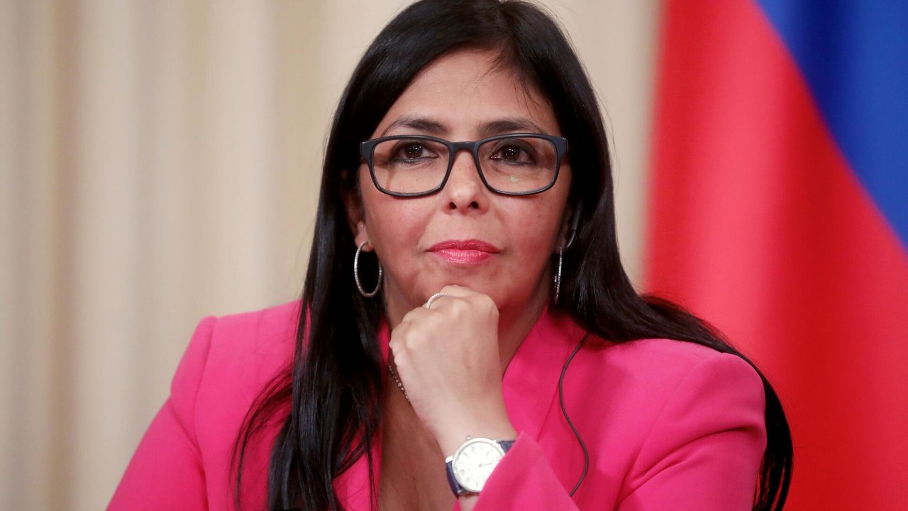 Venezuela está empenhada em quebrar 'hegemonia do dólar' com apoio da Rússia