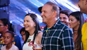 Cícero Cavalcante e Fernanda Cavalcanti participam de Arraiá da Elenita