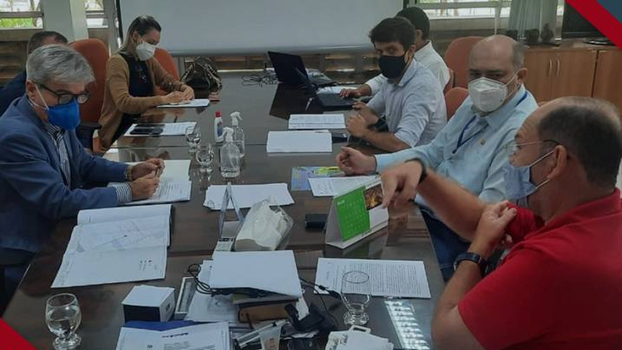 Reunião entre Ufal e Casal discute cessão de espaço no campus