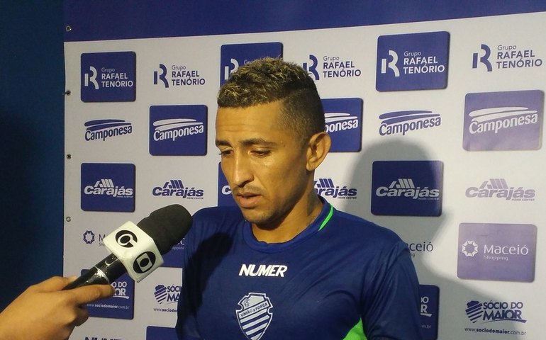 Potiguar critica técnico do CSA após dispensa: &#8220;Vitória esconde muita coisa&#8221;
