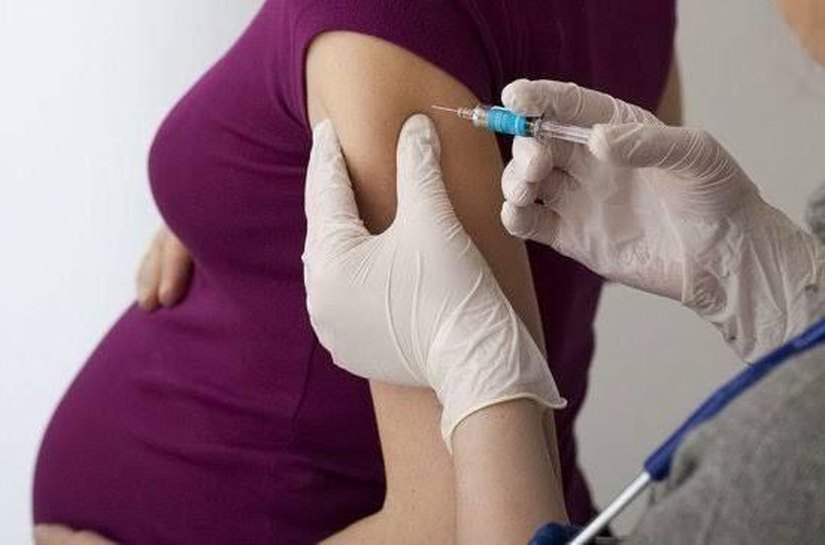 Maceió inicia vacinação contra o Vírus Sincicial Respiratório para gestantes