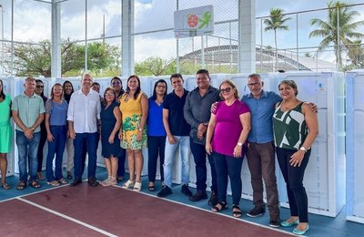 Ronaldo Lopes entrega novos equipamentos para mais 13 escolas da Prefeitura de Penedo