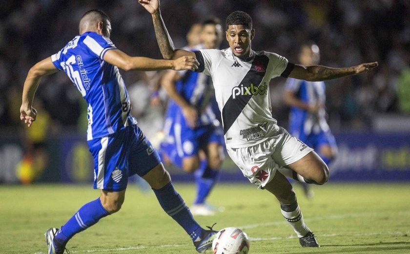 CSA perde para o Vasco, cai uma posição e volta a se aproximar do Z4 da Série B