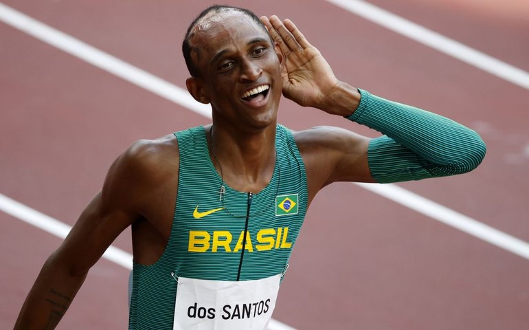 Alison e Matheus avançam às semifinais dos 400m com barreiras