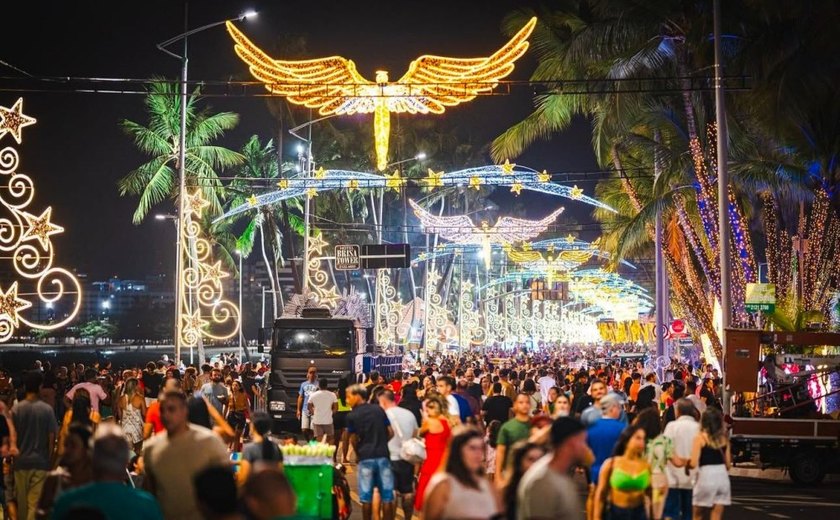 Conheça a empresa por trás da magia natalina que transforma Maceió com padrão londrino