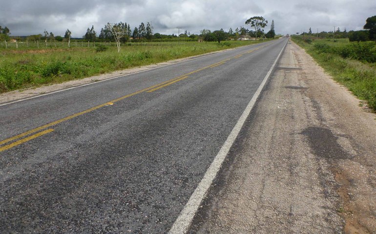 Acidente na BR-423 resulta em uma vítima fatal e três feridos em Ouro Branco