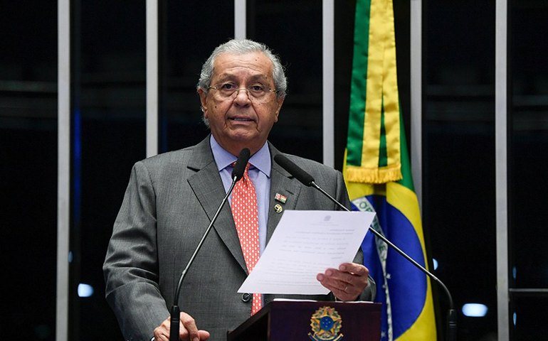 Jayme Campos defende expansão do acesso a internet no meio rural