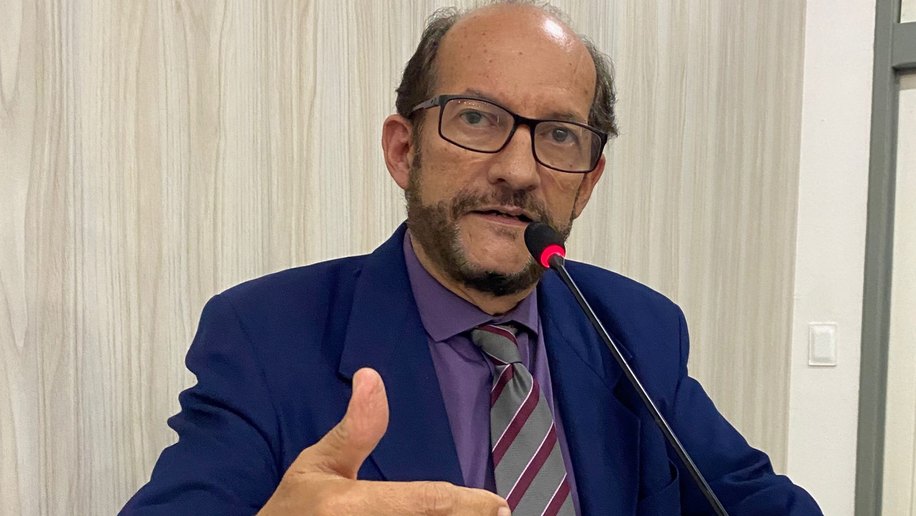 Vereador Cleber Costa defende direito dos ambulantes e condutores de transportes escolares de Maceió