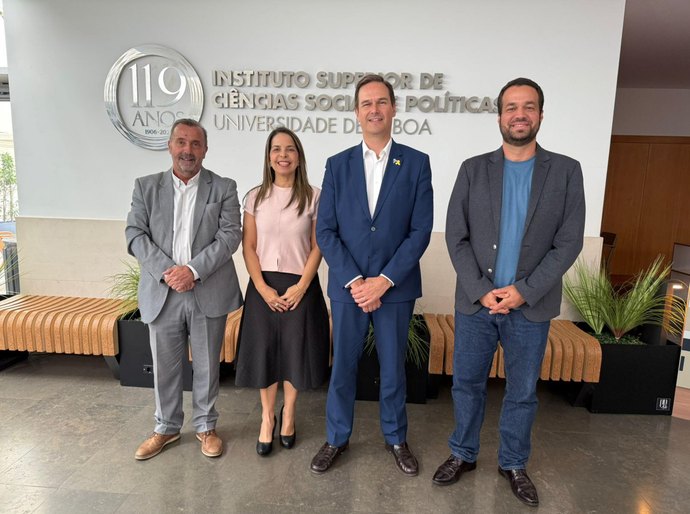 Alagoas leva experiência pioneira contra desinformação em missão brasileira que observa eleições em Portugal