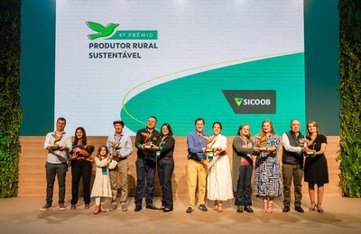 Sicoob celebra boas práticas no campo na 4ª edição do Prêmio Produtor Rural Sustentável