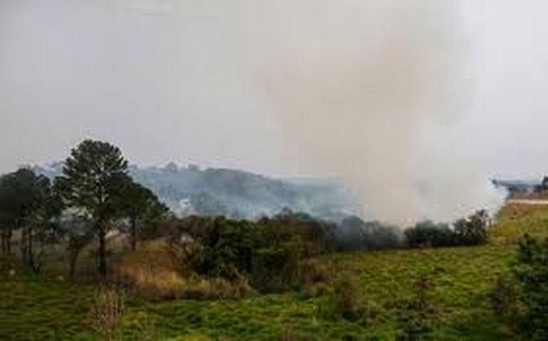 Com 46 cidades em alerta, SP reforça ações para combate aos incêndios