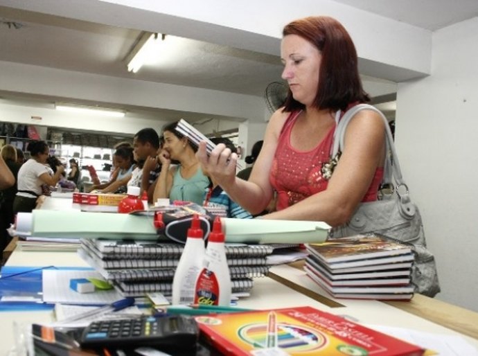 Procon alerta: materiais escolares devem conter selo do Inmetro