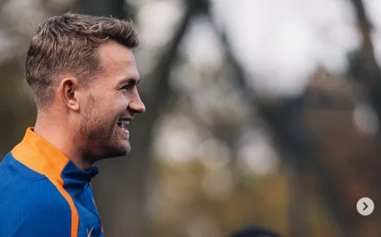 Manchester United é processado por suposto abuso sexual e físico cometido por ex-funcionário nos anos 1980