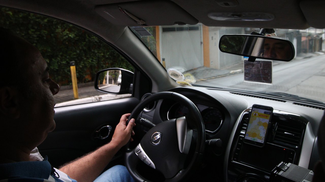 Fazenda analisa mudanças em crédito a motoristas de aplicativos