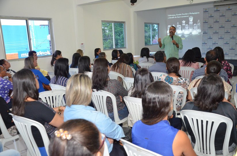 Educação de Coruripe promove palestra equipe técnica da rede municipal