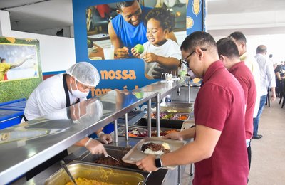 Restaurante Popular Estádio Rei Pelé passa a funcionar com 2.250 refeições ao dia