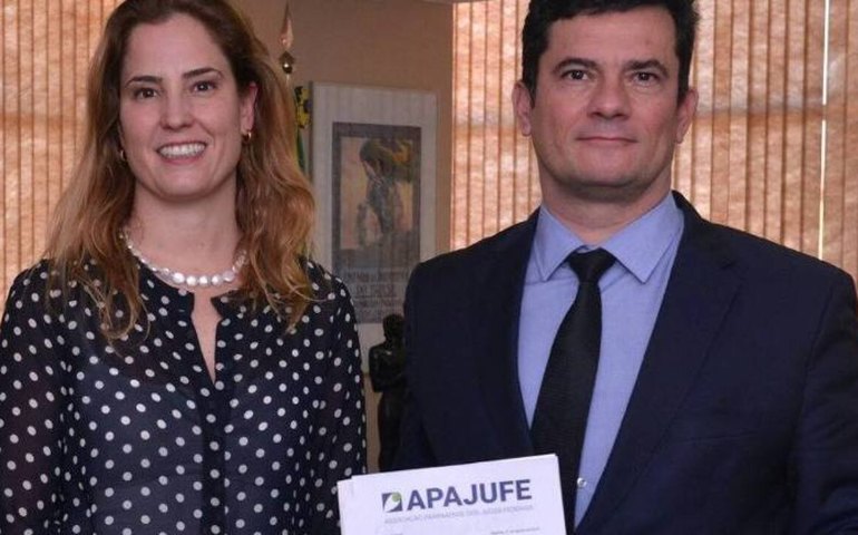 Investigação contra 'gestão caótica' de Moro, Hardt e desembargadores do TRF-4 será iniciada